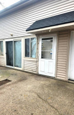 2 Bedroom, 1 Bathroom Available - Holland's Northside