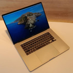 Macbook Pro 16" 2019 Loaded white spots