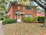 2 Bedroom Duplex with NEW CARPET!