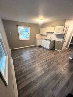 2 Bedroom Townhouse with Security Deposit Special!!!