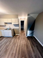2 Bedroom Townhouse with Security Deposit Special!!!
