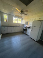 3 BEDROOM HOUSE - NEW FLOORS