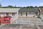 ●► 2/2 KENDALL WEST: Beautifully Renovated 2 Bedrooms, 2 Wonderful Unit  Roy
