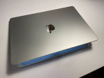 13" M2 MacBook Air Silver 8GB, 256GB