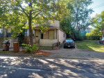 Charming Vintage One Bedroom Cottage Downtown