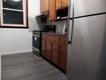 HOUSE+2BDRM1BATH+TOPFLR+LIVINGRM+KITCHENCOMBOSWEETPRIMERDYNICE2GGOKEY!