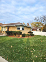 $1250 RENT MOVE-IN SPECIAL - Spacious 2bdrm / 1.5 ba