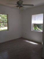 3 bed 1 Bath house for rent