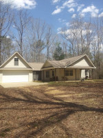 Furnished 2br/1ba House on 10 acres