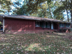 3 bedroom 2 bathroom brick house