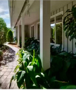 Waterfront 4/3/2 unfurnished executive home with studio apartment