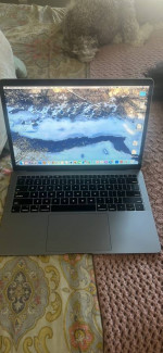 Macbook air 13” space grey