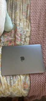 Macbook air 13” space grey