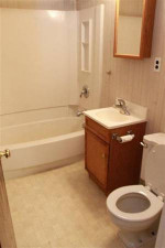 Two Bed. Apartment Townhouse for Rent Near the Malls Call 271- 4706