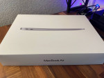 13" MacBook Air with M1 chip
