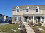 END TOWNHOME IN WONDERFUL LOCATION – 1ST FLOOR MASTER