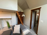 Unique Little House, 1 loft bedroom /1 bath