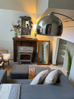 Unique Little House, 1 loft bedroom /1 bath