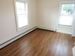 SYOSSET~! COZY 2BED HOUSE $1300/MO*DOWNTOWN  CLOSE TRAIN, SHOPS,ETC!