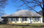 VERY SPACIOUS ~ 3 BED 2 BATH HOUSE ~ NEAR MAJOR ROAD WAYS- RT. 1, 27@