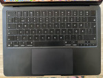 2022 Macbook Air M2 13.6inch 512gb SSD 8GB RAM