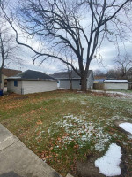 2 BEDROOM TOWNHOME IN CRESTON HEIGHTS NEIGHBORHOOD