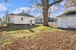 CHARMING HOME IN NIMS NEIGHBORHOOD / 2 BEDROOMS PLUS A BONUS ROOM