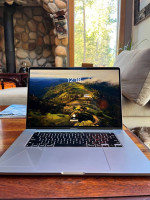 MacBook Pro 16" Space Gray