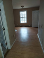 Single Family Home 3/4 bedrooms & 3 full baths