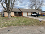 2 bedroom duplex w/ garage