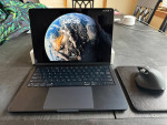 Macbook Air M2 w/Accessories
