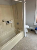 *** 3 private bedroom 1.5 bath house GAS HEAT & H/W NEW PAINT FLOORS**
