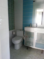 BEAUTIFULLY REMODELED LAKE FRONT SINGLE FAMILY HOME OPEN KITCHEN