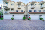 Great Location - 3/3 Townhome - Pool - Garage- PETS OK