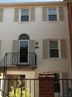 Sutton Place -- Lovely 2 Bedroom Townhouse