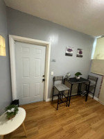 1 B / 1b  furnished apt