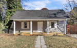 **REDUCED PRICE** 3/ Mobile Home w/Lots of Space!