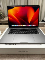 MacBook Air 15” M2 8GB ram 512 SSD Mac OS Ventura ++ Microsoft office and adob
