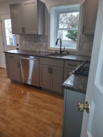 End Unit TH Huntington Station 3br 2 bath 3 levels