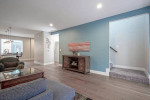 TOWNHOUSE w/2 car garage! Gorgeous 2BR