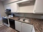 Quaint Living - Modern Conveniences - Pet Friendly