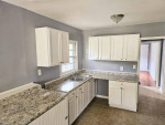 Beautiful and Cozy Three Bedroom House: Section 8 Accepted