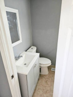 Beautiful and Cozy Three Bedroom House: Section 8 Accepted