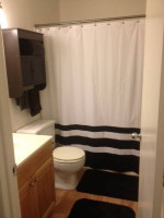 2 bedroom/1.5 Bathroom Spacious Townhouse Available