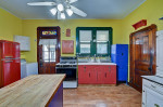 ++Extremely well-maintained property W/a traditional English garden!!