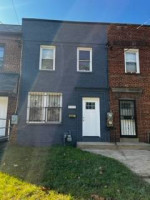 Townhome - new appliances, washer/dryer, front/rear yards, PETS YES!!