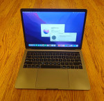 13" MacBook Pro Space Gray 512GB 8GB RAM (Late 2016 w Touch Bar)