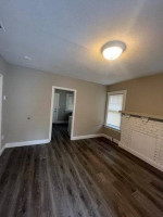 Move Now! Cozy 2 bed / 1 bath Villa ~ Entrance Porch ~ Washer & Dryer