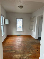 2 Bedroom, 1 Bathroom House for Rent- 410 Randall- $750