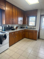 Available June 1! 4 BR, 2 Bath House for Rent 1802 Franklin